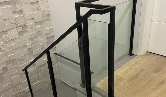 Pintura Eletrostática no Guarda-Corpo em Inox 304: Durabilidade e Estilo